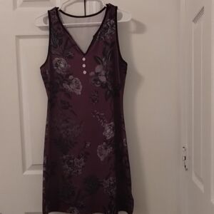 Chic Floral V-Neck Mini Dress in Purple